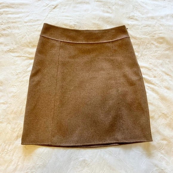 Max Mara Weekend Maesa Virgin Wool Camel Tan Skirt | Cucito a Mano - Picture 2 of 5